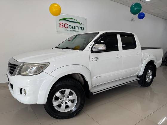 TOYOTA HILUX 2.7 SRV 4X2 CD 16V FLEX 4P AUTOMÁTICO TOYOTA HILUX 2.7 SRV 4X2 CD 16V FLEX 4P AUTOMÁTICO
